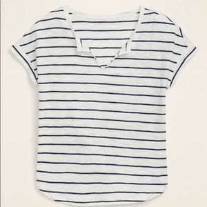 NWT OLD NAVY blue and white stripped v-neck